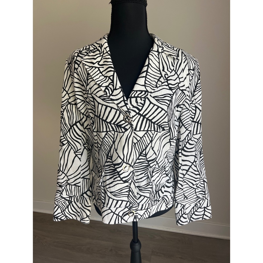 RQT Womens Blazer Jacket Size 10 Black White Leaf Print Textured Button Career
